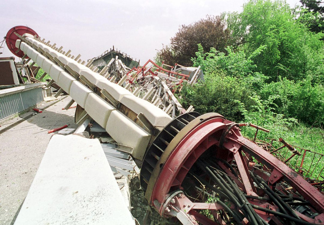Опширније о чланку Пре 21 године срушен је Авалски торањ
